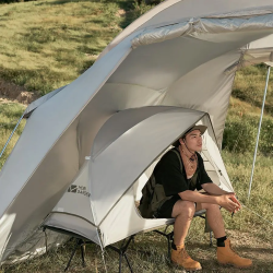 Attrezzatura da campeggio e da escursionismo: tenda e zaino portatili MOBI GARDEN